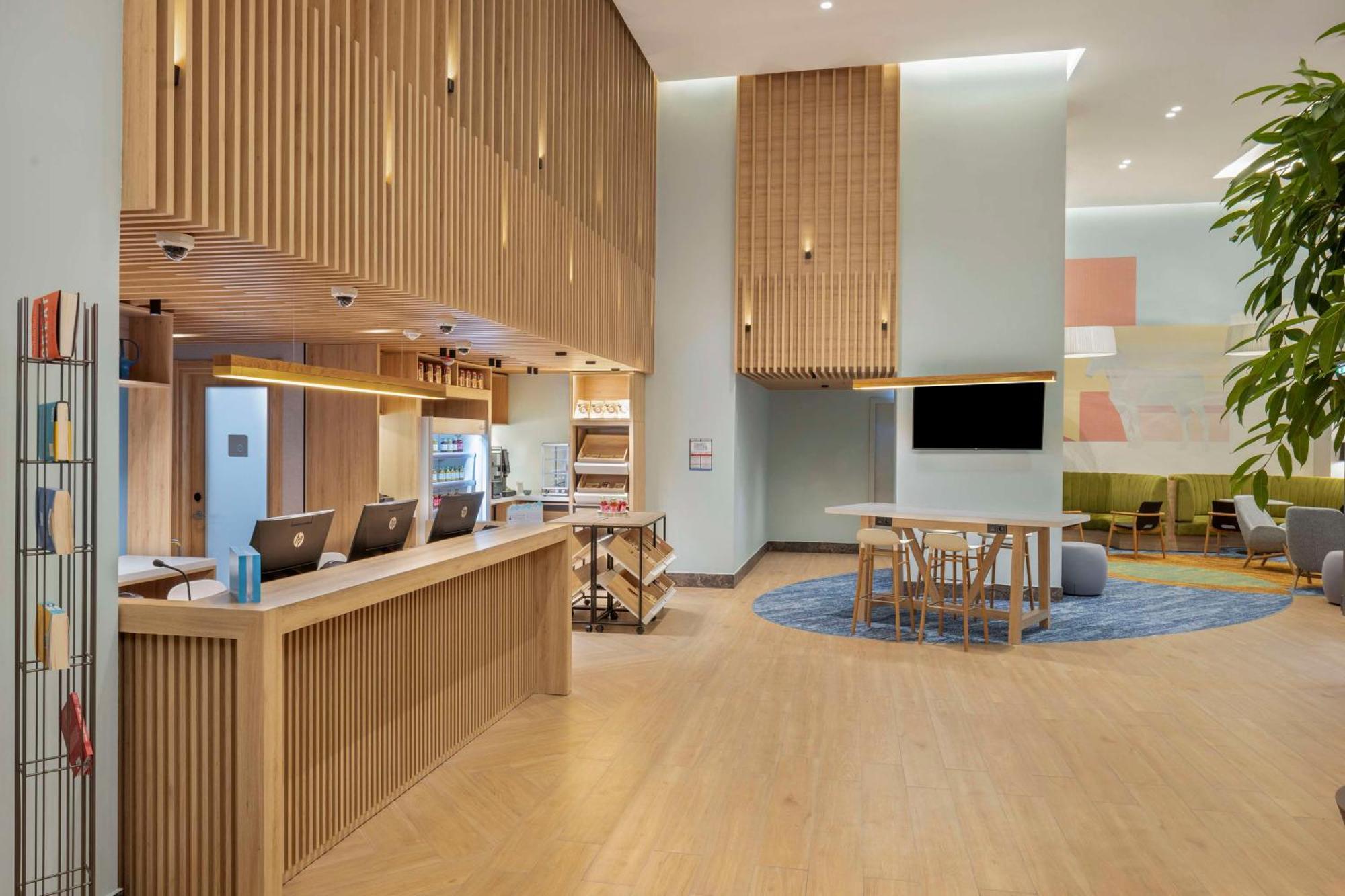 Hilton Garden Inn Tbilisi Riverview Zewnętrze zdjęcie